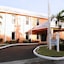 Running Mon Sunrise Resort And Marina