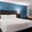 La Quinta Inn & Suites By Wyndham Chicago Tinley Park