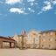 Comfort Suites