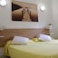 Naika Studios & Apartments