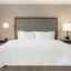 Hampton Inn & Suites Manchester-Bedford