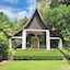 Mom Tri's Villa Royale