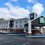 Quality Inn & Suites Huntsville Research Park Area