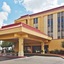 La Quinta Inn & Suites By Wyndham Memphis Airport Graceland