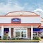 Howard Johnson By Wyndham Burlington