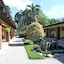 Las Espuelas Hotel