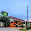 La Quinta Inn & Suites By Wyndham Mission At West Mcallen