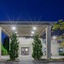 Super 8 By Wyndham Ambassador Bridge Windsor On
