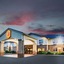 Super 8 By Wyndham Cornwall On