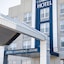 Cambridge Hotel And Conference Centre