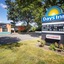 Days Inn By Wyndham Hicksville Long Island