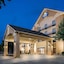 Days Inn & Suites By Wyndham Cedar Rapids