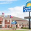 Days Inn & Suites By Wyndham Dumas