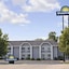 Bridgepointe Inn & Suites