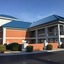 Super 8 By Wyndham Dandridge