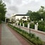 Country Inn & Suites By Radisson, Delhi Satbari