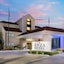 The Anza - A Calabasas Hotel