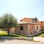 Albergo Residenziale Li Troni