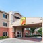 Super 8 By Wyndham Fort Worth North