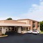 Super 8 By Wyndham Lawrence Ku