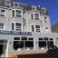 Oyo Wave Crest Hotel