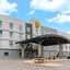 Super 8 By Wyndham Winnipeg East Mb