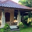 Gunung Paradis Retreat