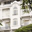 American Trade Hotel