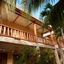 Alona42 Resort