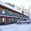 High Creek Lodge & Cabins
