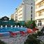Yanais Hotel