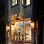 Lemon Residence