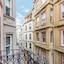 Meroddi Pera Flats