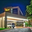 Mcm Elegante Hotel  Odessa