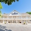 Canalside Inn
