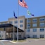 Holiday Inn Express & Suites Farmington Hills - Detroit By Ihg