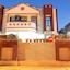 Oyo 402 Hotel Noida Residency