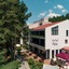 Hotel Pela