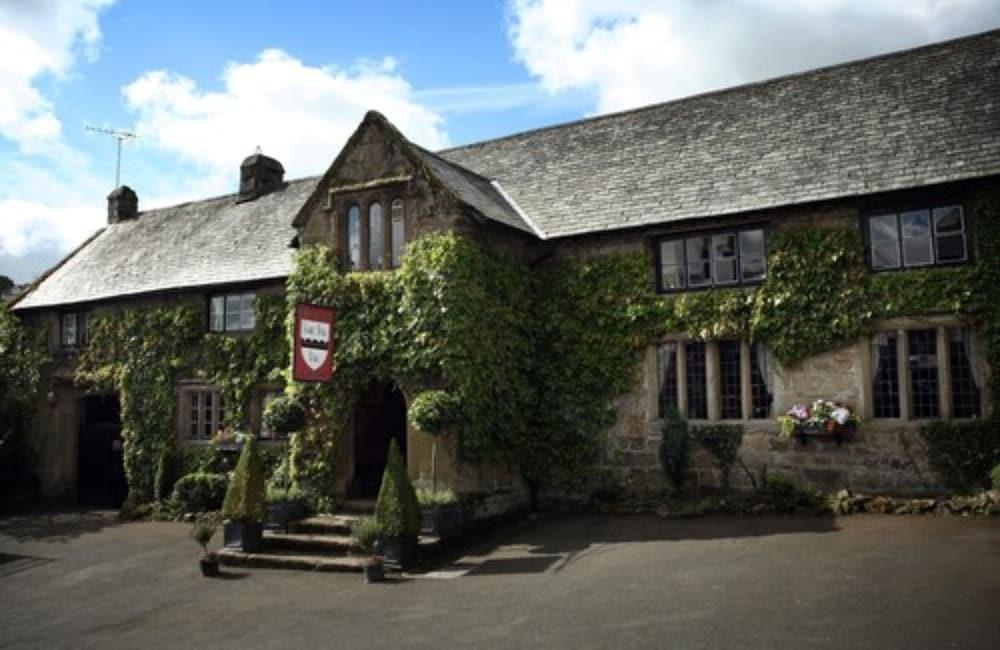 The Oxenham Arms