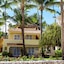Los Corales Beach Village