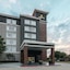 La Quinta Inn & Suites By Wyndham Arlington North 6 Flags Dr