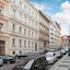 H7 Palace