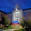 Sonesta Simply Suites Chicago Waukegan