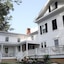 Middle Street Inn