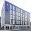 Premier Inn Leeds Cc (Whitehall Road)