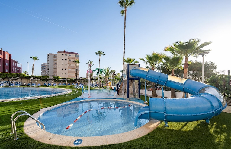 Swimming pools - 8