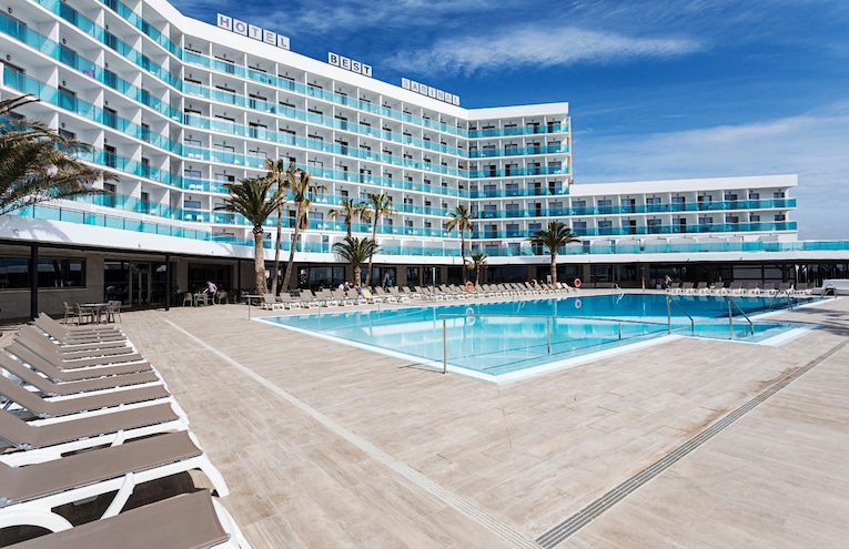 Swimming pools - 2