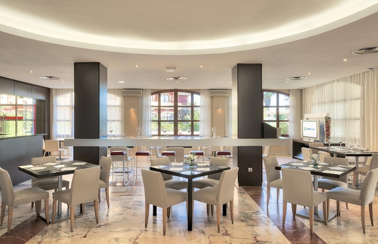 Restaurants - 7
