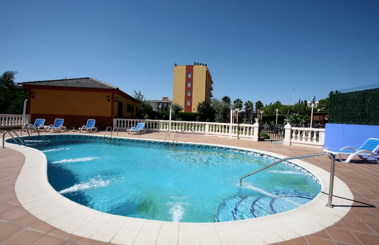 Swimming pools - 1