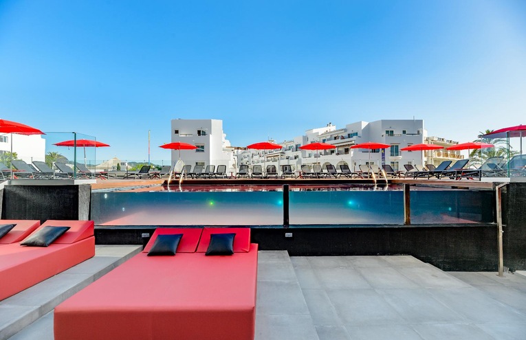 Swimming pools - 4